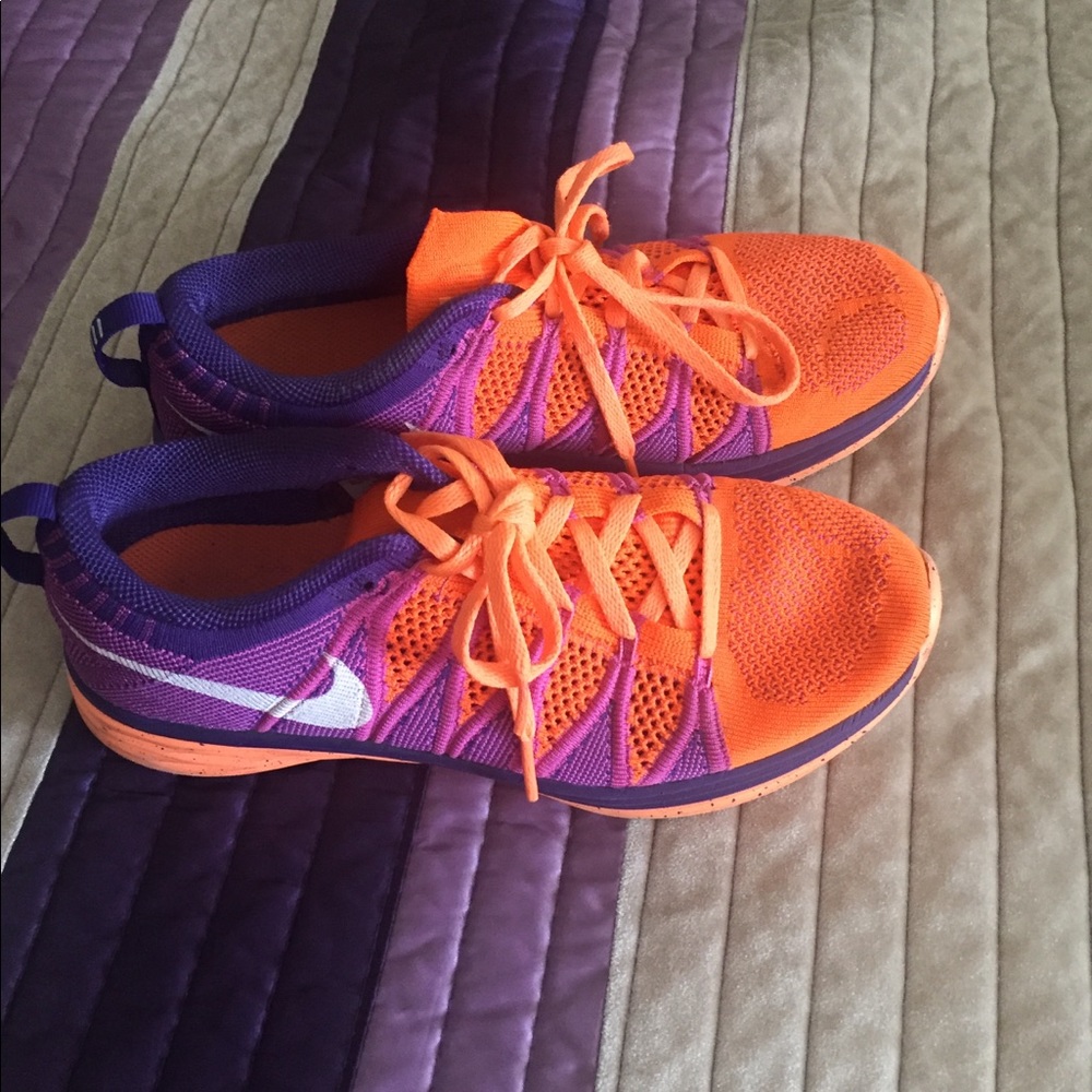 Nike Flyknit Lunar 2 ( like new ) offers welcome